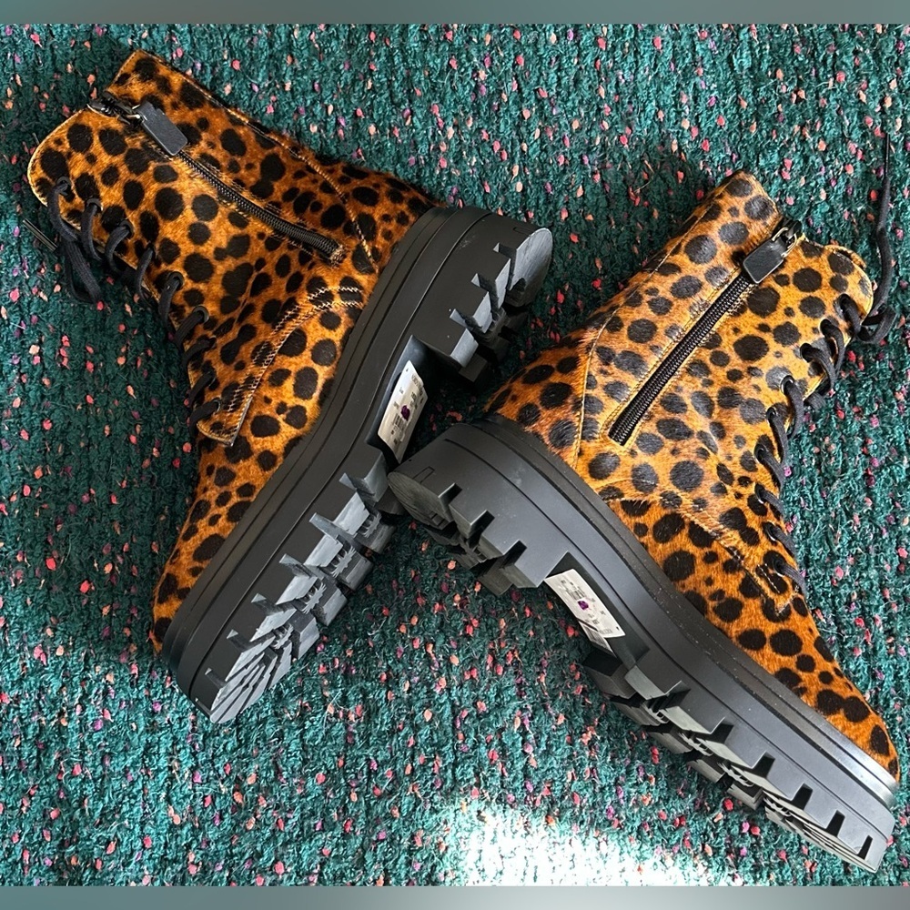 SOLD OUT Stuart Weitzman Bedford Sleek Leopard Calf Hair Boots NWT 5.5 $695 Rare - Picture 12 of 16